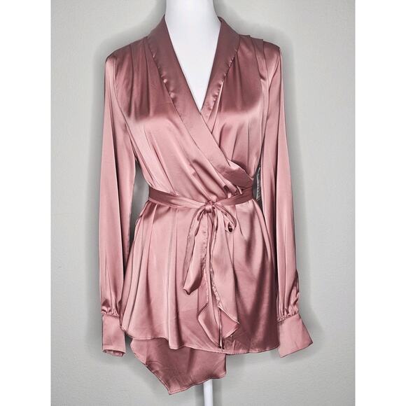 NWT Vici Exclusive X Fate Size L Women's pink Rose Wrap Blouse - - Picture 1 of 9